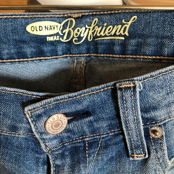 Old Navy boyfriend fit jeans! - Picture 1 of 6